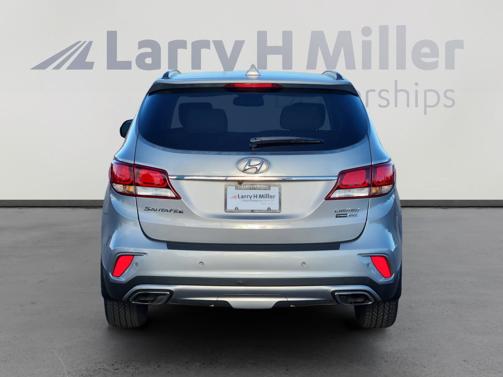 Used 2018 Hyundai Santa Fe Limited image 5