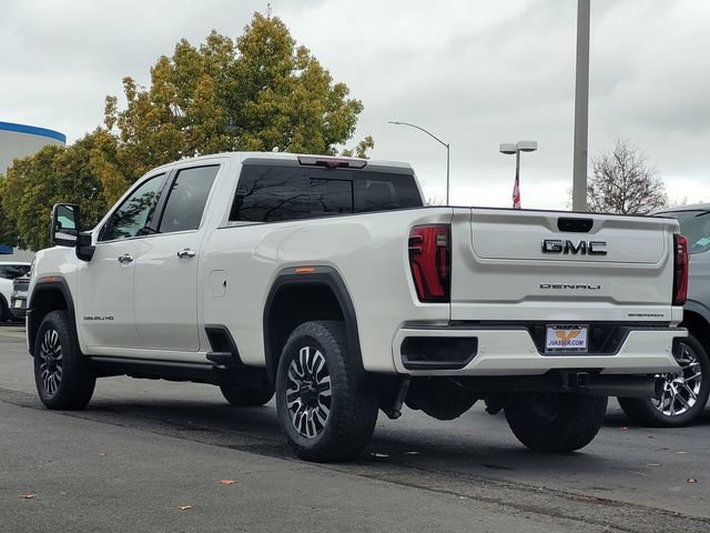Used 2024 GMC Sierra 3500 Denali Ultimate AWD/4WD image 8