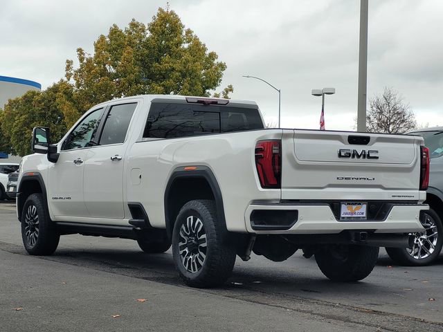 Used 2024 GMC Sierra 3500 Denali Ultimate AWD/4WD image 8