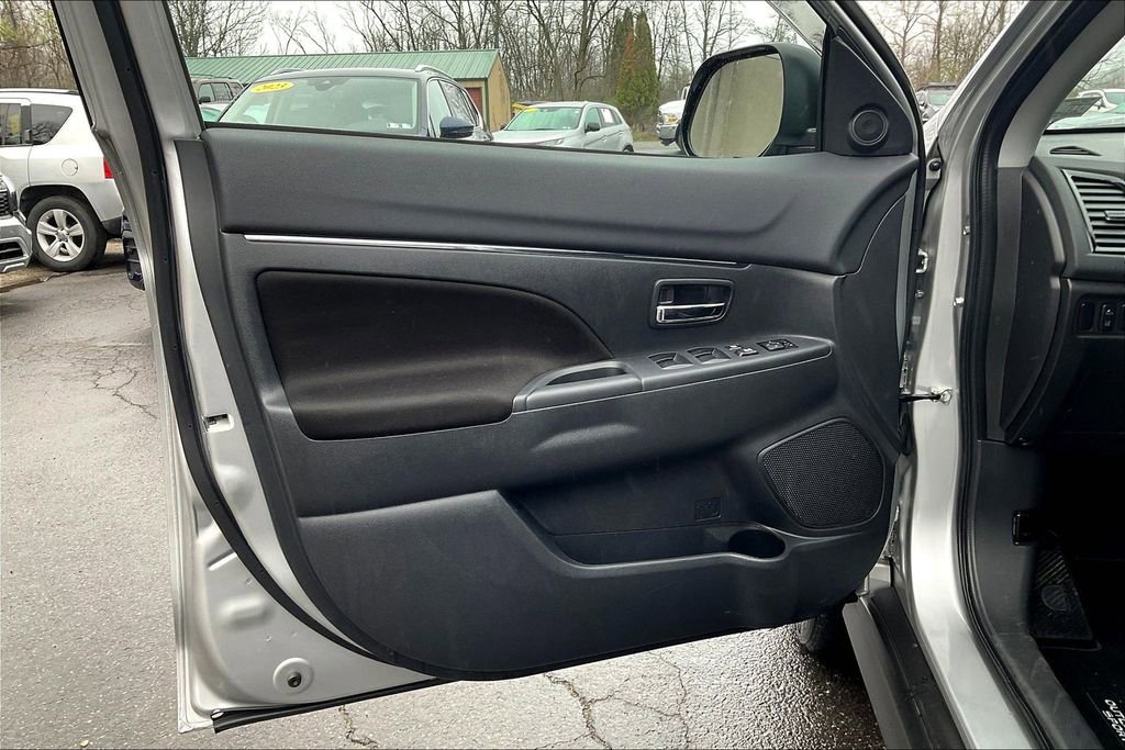 Used 2024 Mitsubishi Outlander Sport LE image 22