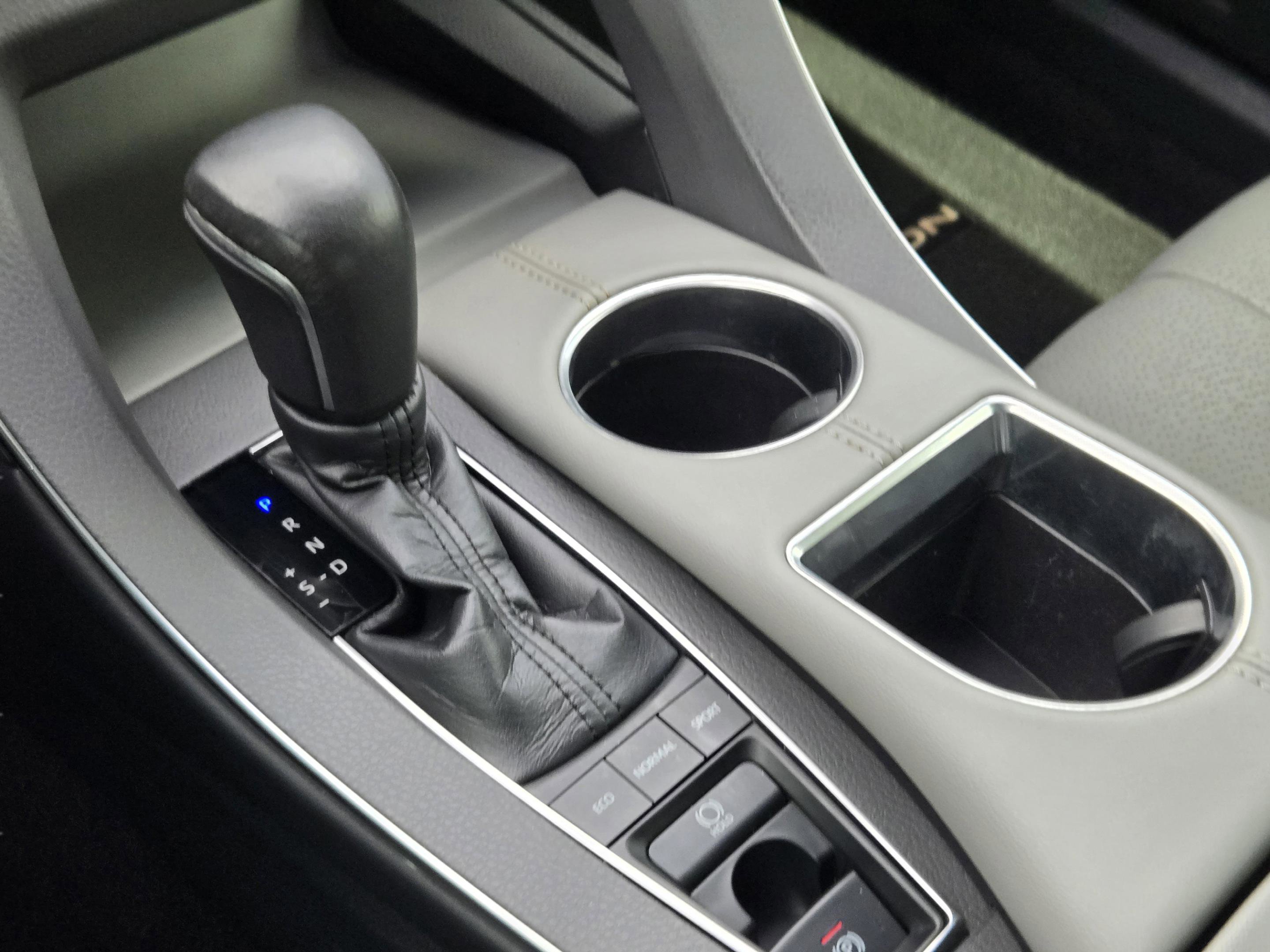 Used 2019 Toyota Avalon Limited w/ Advanced Safety Package image 22