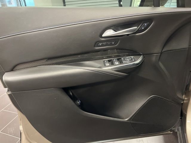 Used 2025 Cadillac XT4 Sport w/ LPO, Floor Liner Package image 12