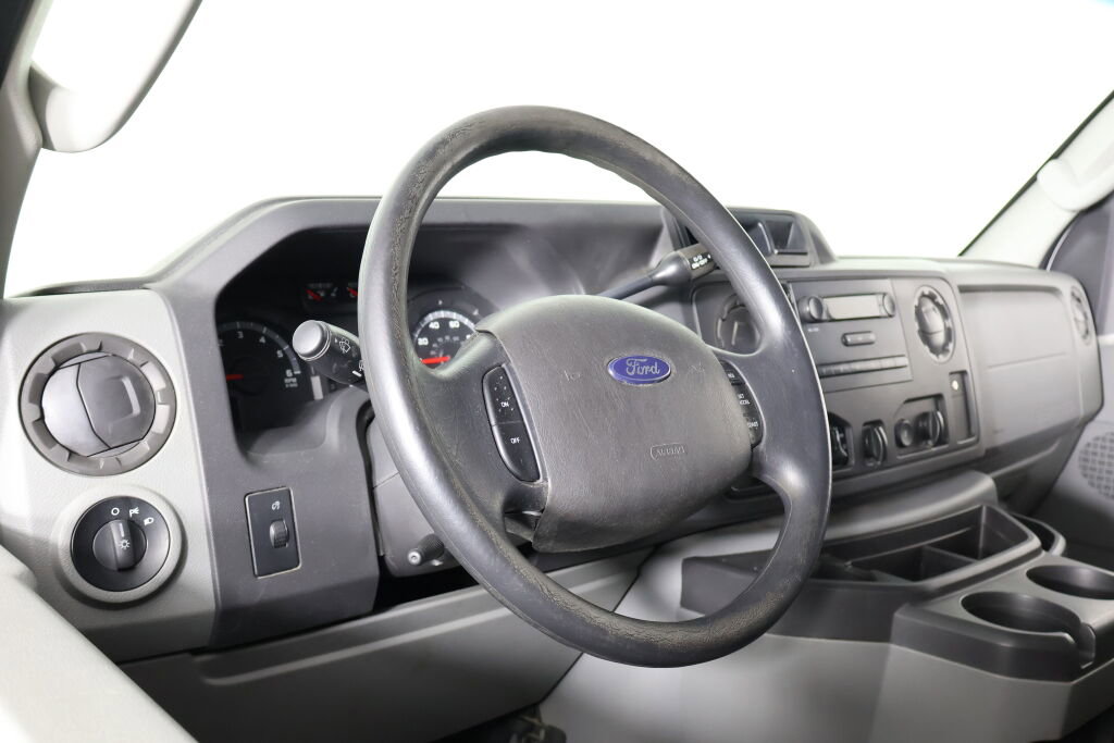 Used 2013 Ford E-150 and Econoline 150 image 11