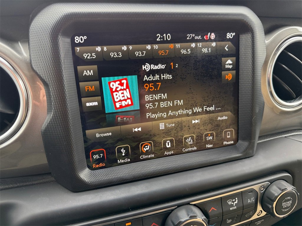 Used 2019 Jeep Wrangler Unlimited Sahara image 21