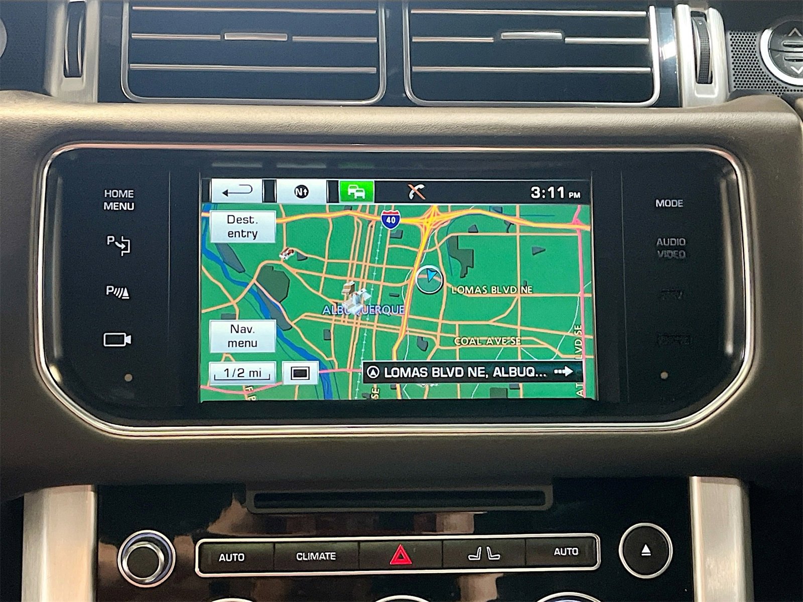 Used 2015 Land Rover Range Rover Supercharged image 13