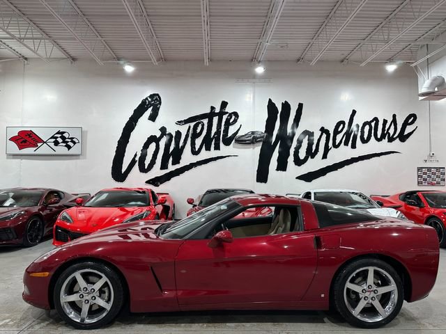 Used 2008 Chevrolet Corvette Coupe w/ Preferred Equipment Group RWD image 2