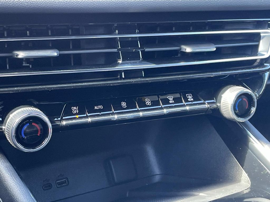 New 2026 Chevrolet Traverse Z71 w/ Driver Confidence Package image 24