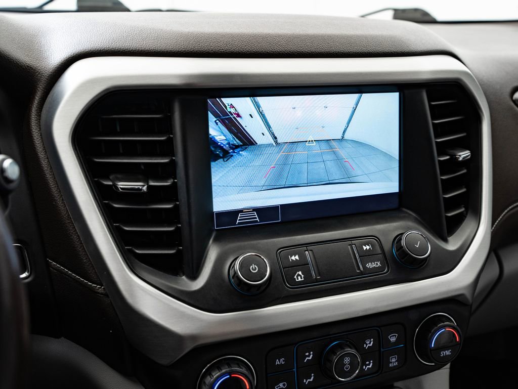 Used 2020 GMC Acadia SLT FWD image 34