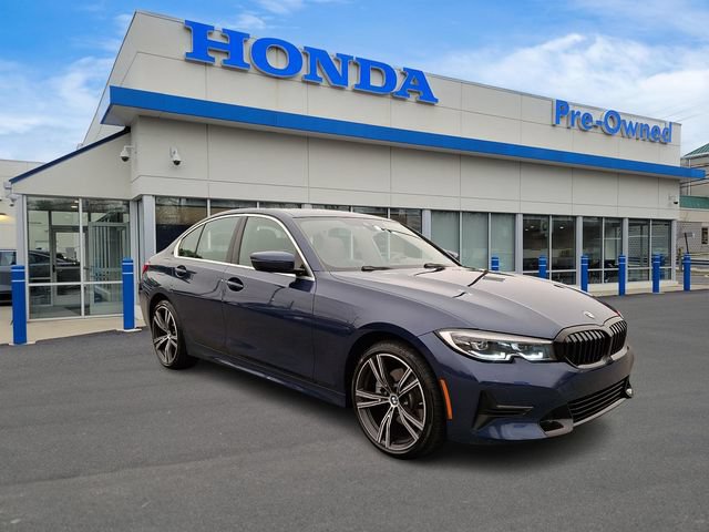 Used 2021 BMW 330i xDrive Sedan w/ Premium Package AWD/4WD image 3