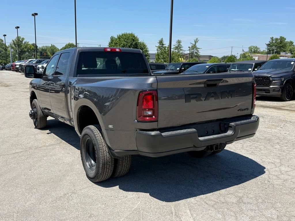 New 2026 RAM 3500 Tradesman AWD/4WD image 9