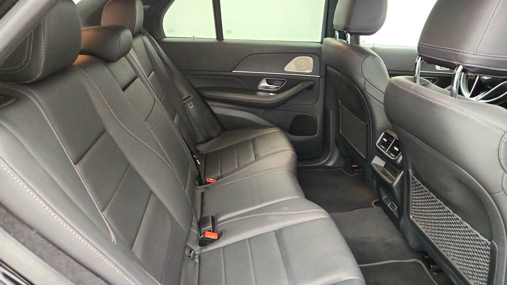 Used 2024 Mercedes-Benz GLE 450 4MATIC w/ AMG Line Exterior image 22