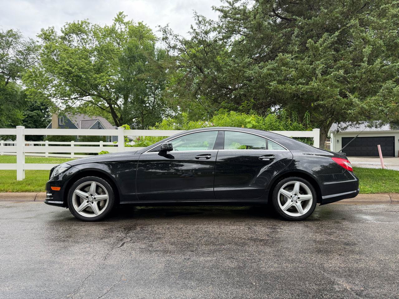 Used 2014 Mercedes-Benz CLS 550 4MATIC image 2
