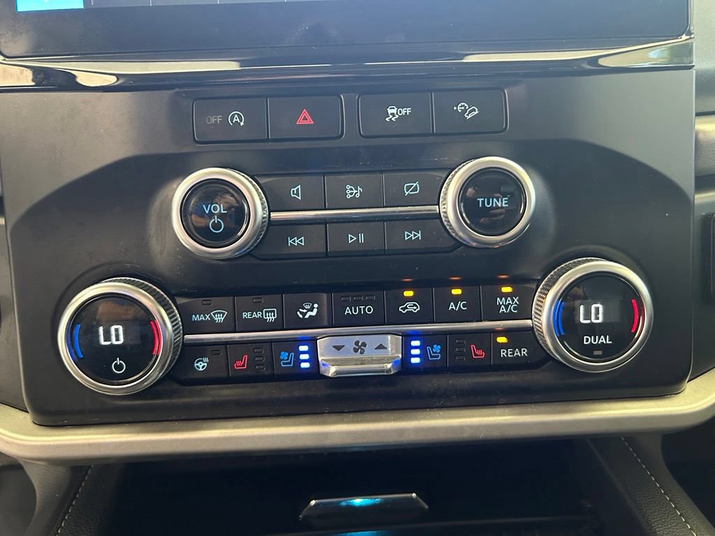 Used 2024 Ford Expedition XLT AWD/4WD image 50