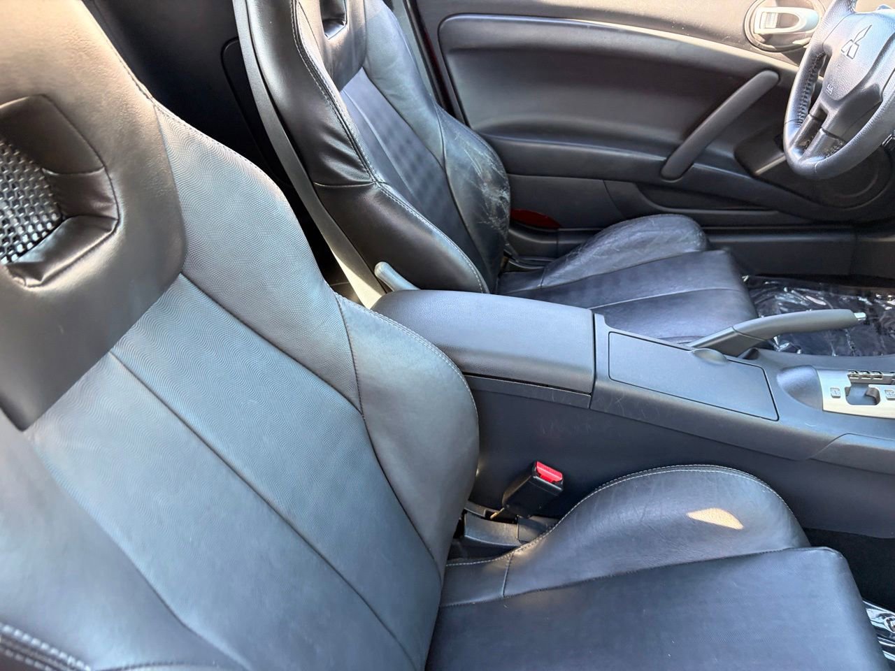 Used 2010 Mitsubishi Eclipse GT FWD image 11