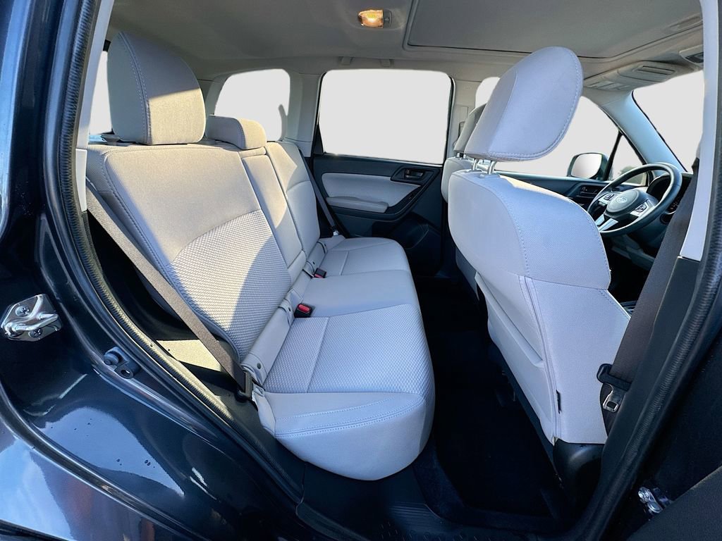 Used 2018 Subaru Forester 2.5i Premium image 35