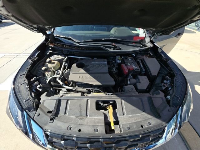 Used 2023 Nissan Rogue S image 27