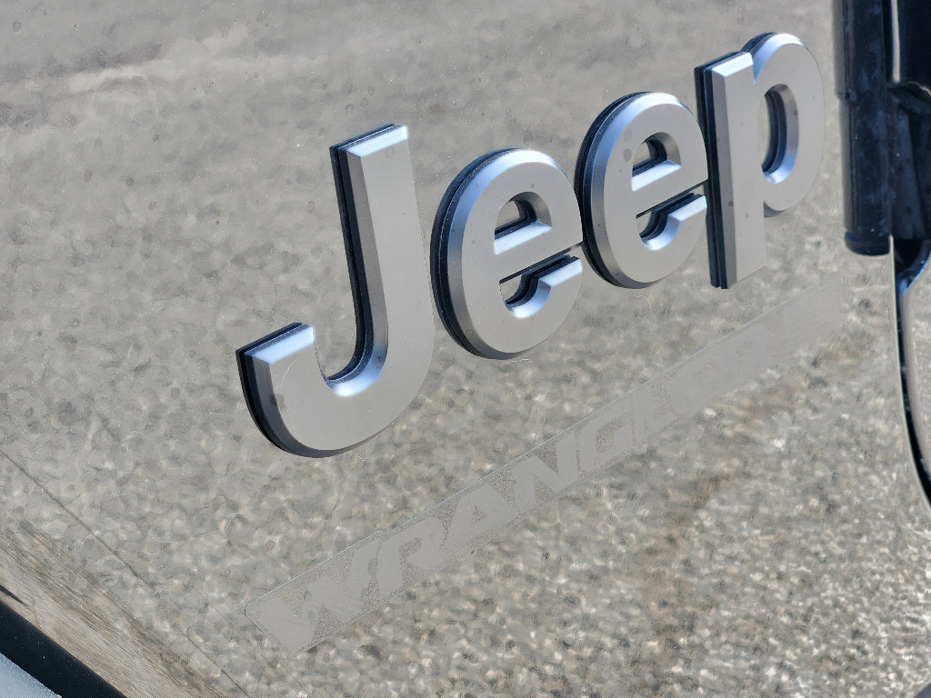 Used 2025 Jeep Wrangler Unlimited Sport image 12