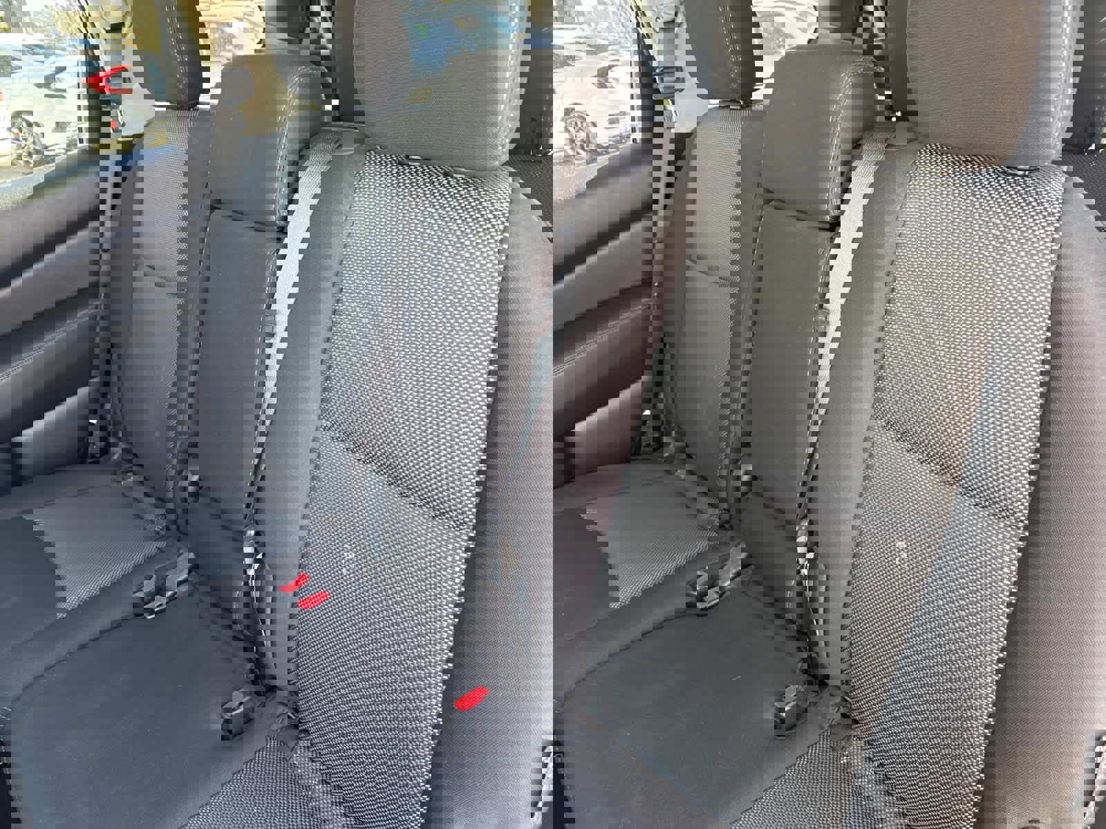 Used 2020 Nissan Pathfinder S image 13