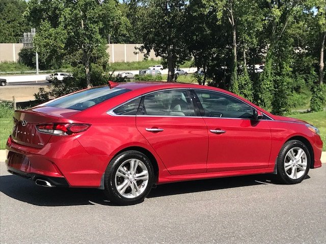 Used 2018 Hyundai Sonata Limited FWD image 3
