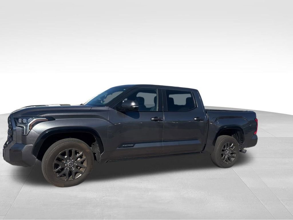 Used 2023 Toyota Tundra Platinum image 3