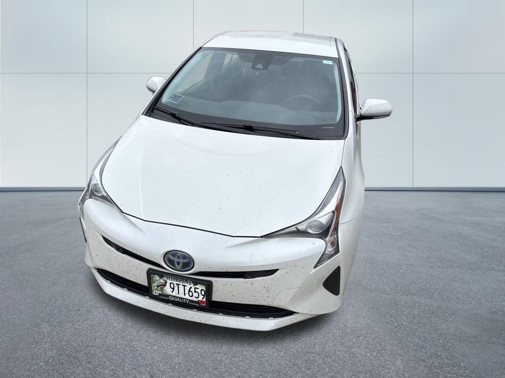 Used 2018 Toyota Prius Two w/ Prius Two Safety Plus Package FWD image 5