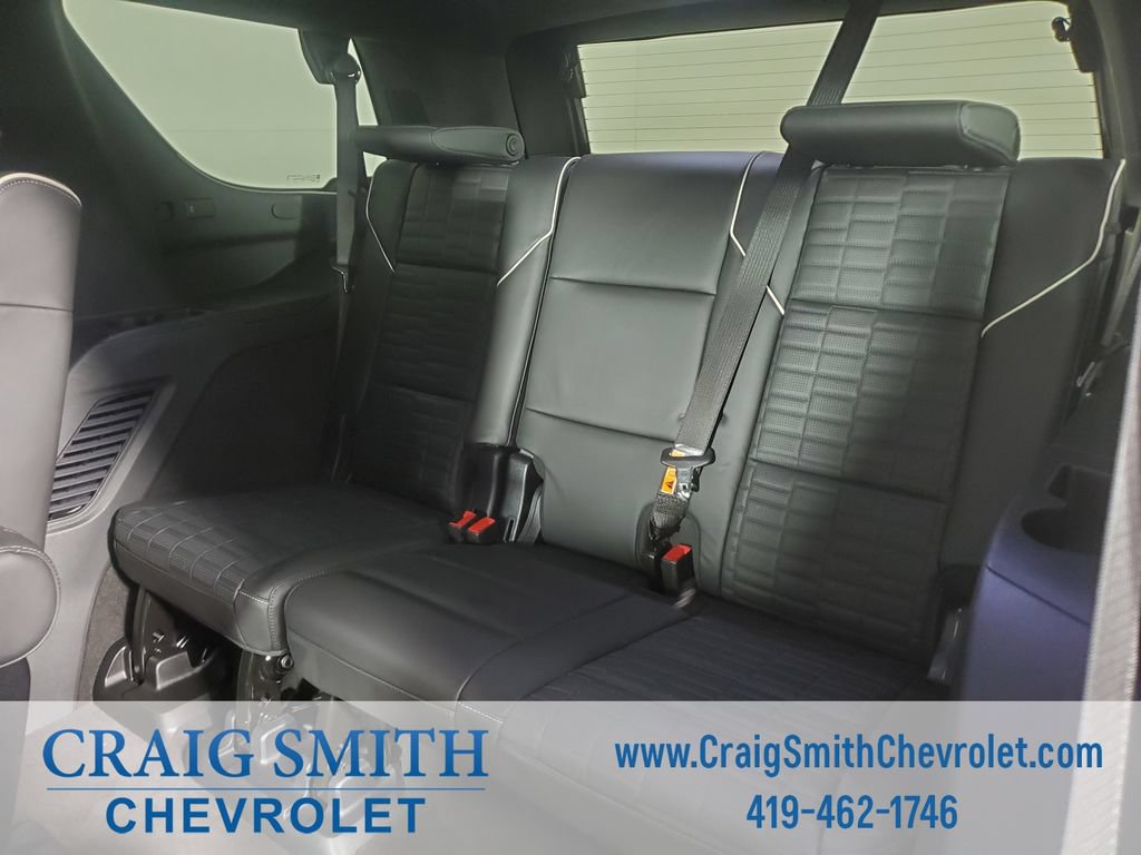 Used 2025 Cadillac Escalade Sport Platinum w/ LPO, Floor Liner Package AWD/4WD image 14