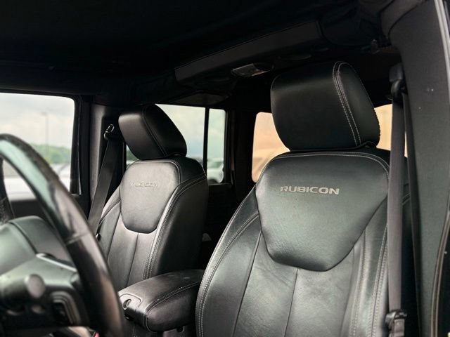 Used 2016 Jeep Wrangler Unlimited Rubicon AWD/4WD image 12