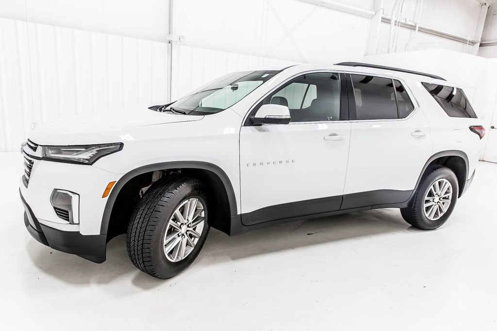 Used 2023 Chevrolet Traverse LT w/ LPO, Floor Liner Package AWD/4WD image 3