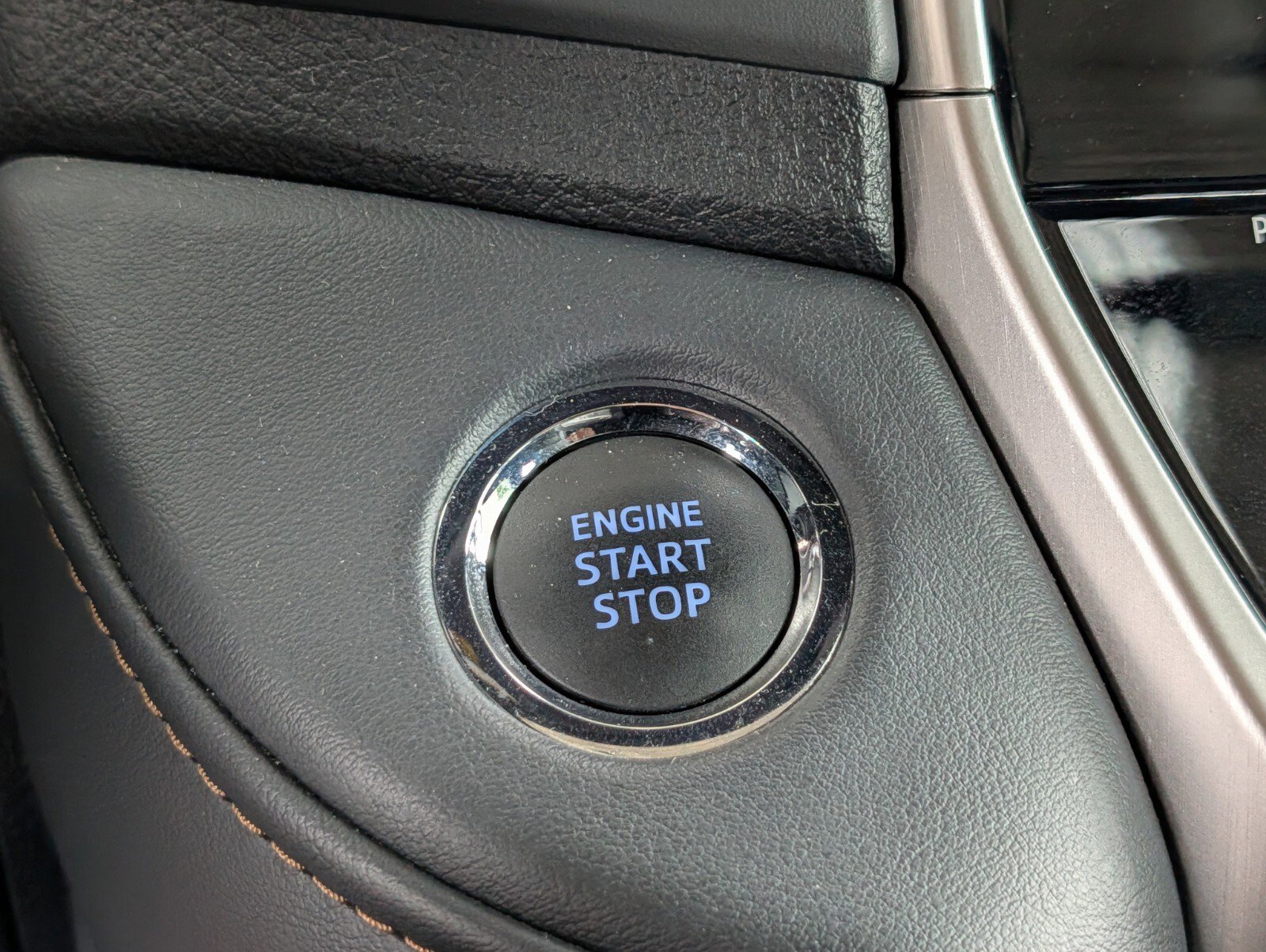 Used 2020 Toyota Land Cruiser Heritage Edition AWD/4WD image 25