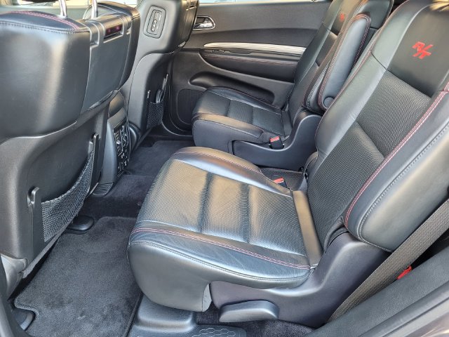 Used 2016 Dodge Durango R/T w/ Technology Group RWD image 17