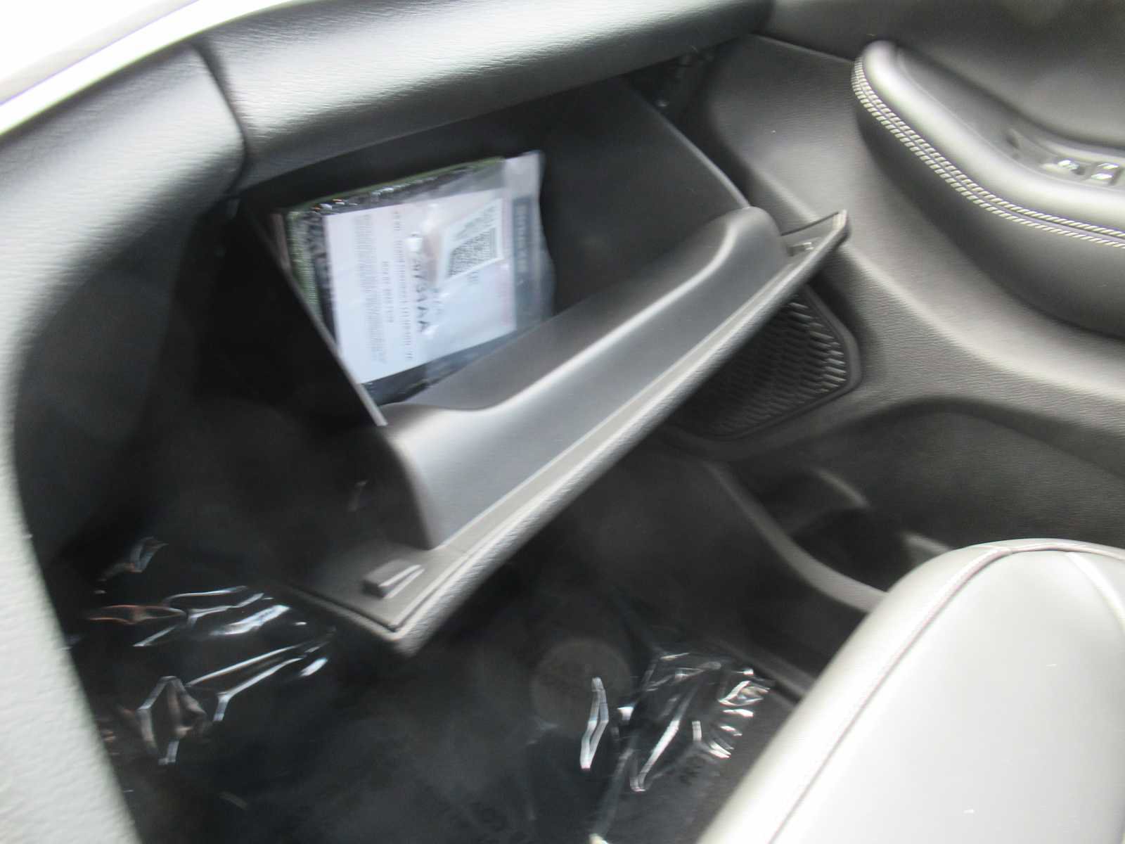 New 2025 Jeep Grand Cherokee L Limited w/ Trailer Tow Package image 39