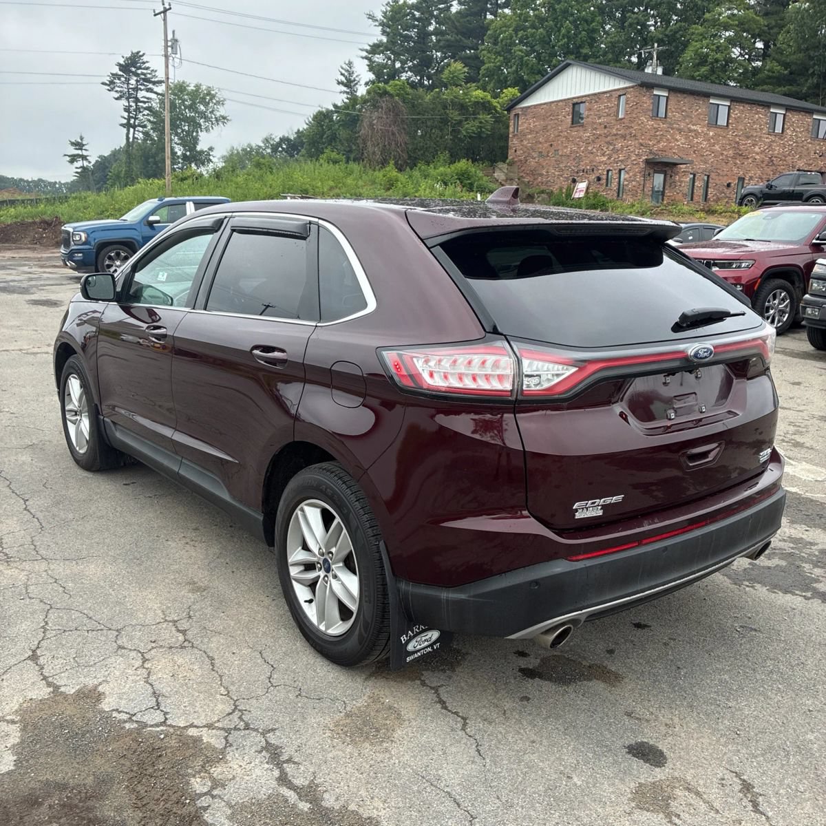Used 2018 Ford Edge SEL w/ Equipment Group 201A AWD/4WD image 3