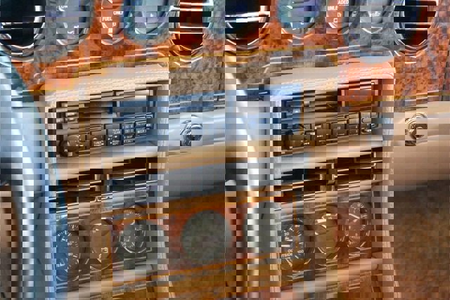 Used 1994 Rolls-Royce Corniche IV image 33