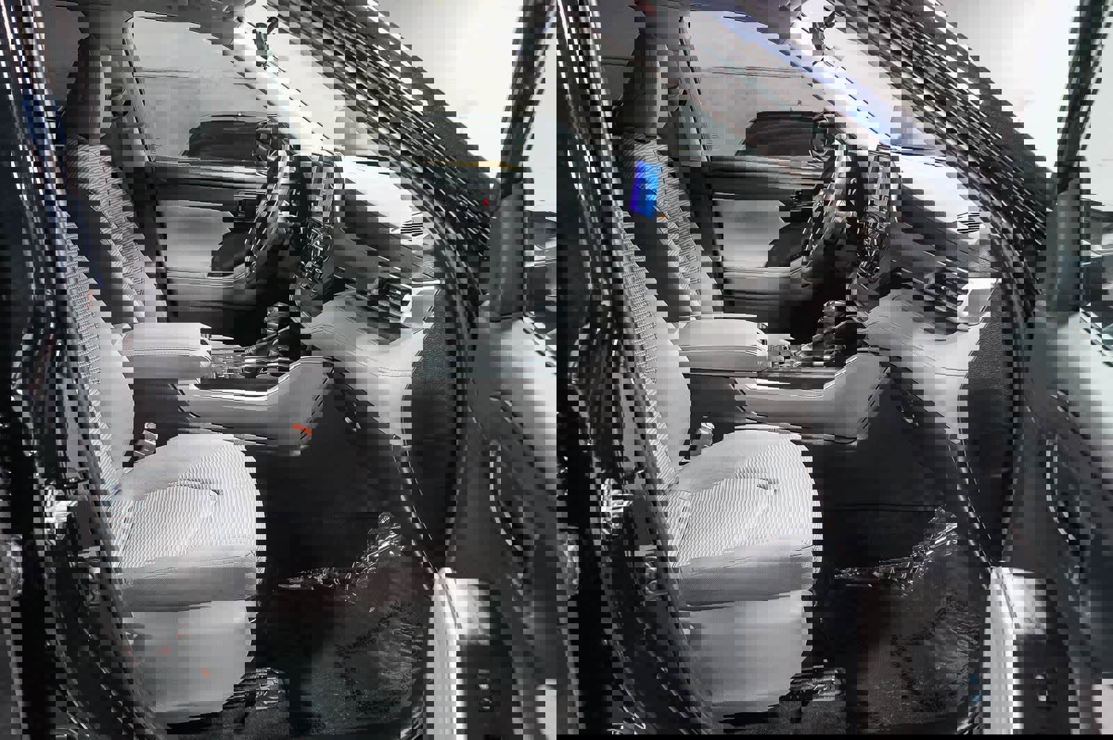 Used 2023 Toyota Highlander L image 16