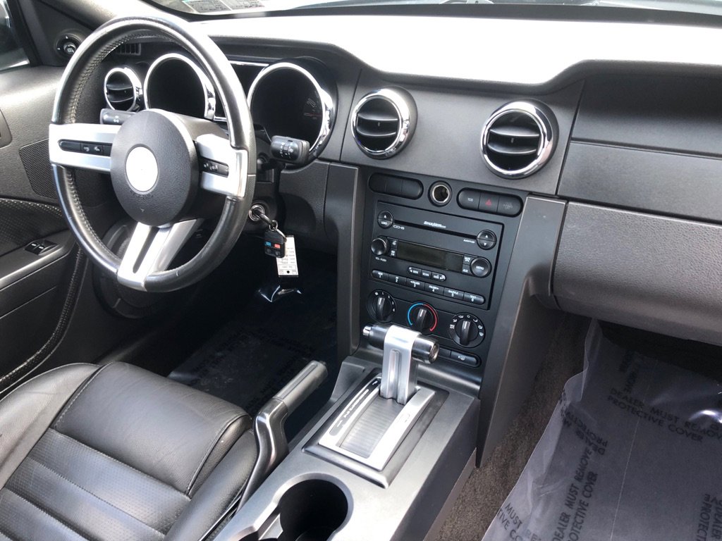 Used 2006 Ford Mustang GT image 30