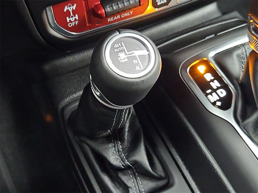 New 2025 Jeep Wrangler Unlimited Rubicon 392 image 31