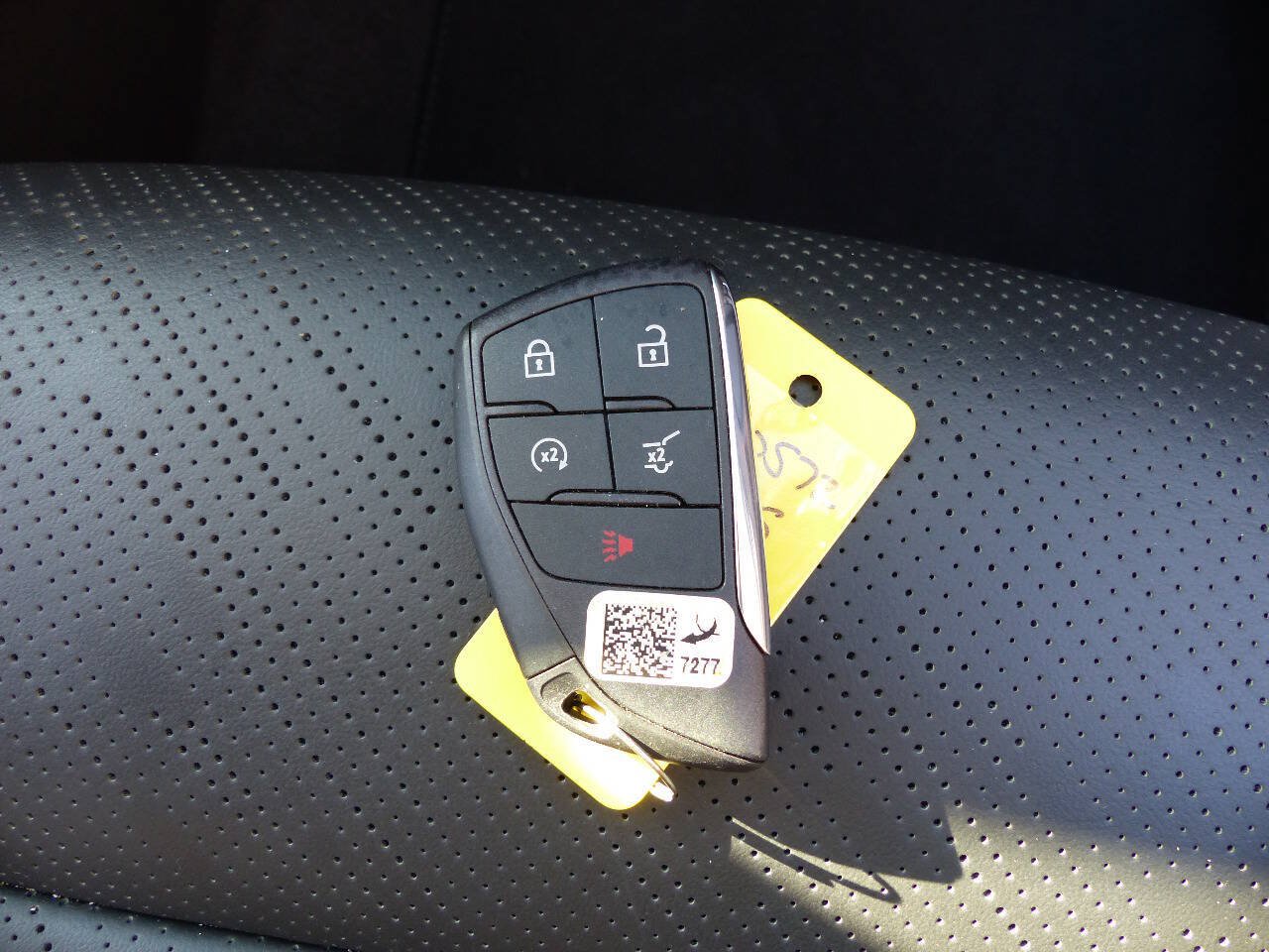 Used 2025 Buick Envision Sport Touring AWD/4WD image 46