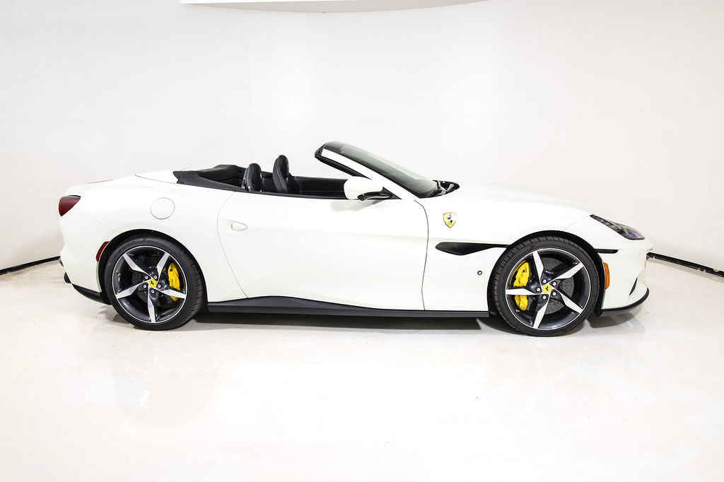 Certified 2022 Ferrari Portofino M RWD image 3