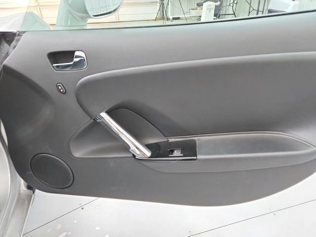 Used 2009 Saturn Sky w/ Premium Trim Package RWD image 32