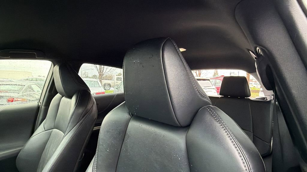 Used 2021 Toyota Venza XLE w/ Carpet Mat Package (TMS) image 22