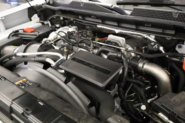 Used 2025 Chevrolet Silverado 3500 LTZ w/ LTZ Convenience Package image 9