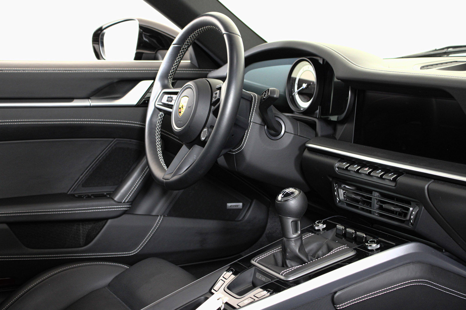 Used 2021 Porsche 911 Carrera S RWD image 26