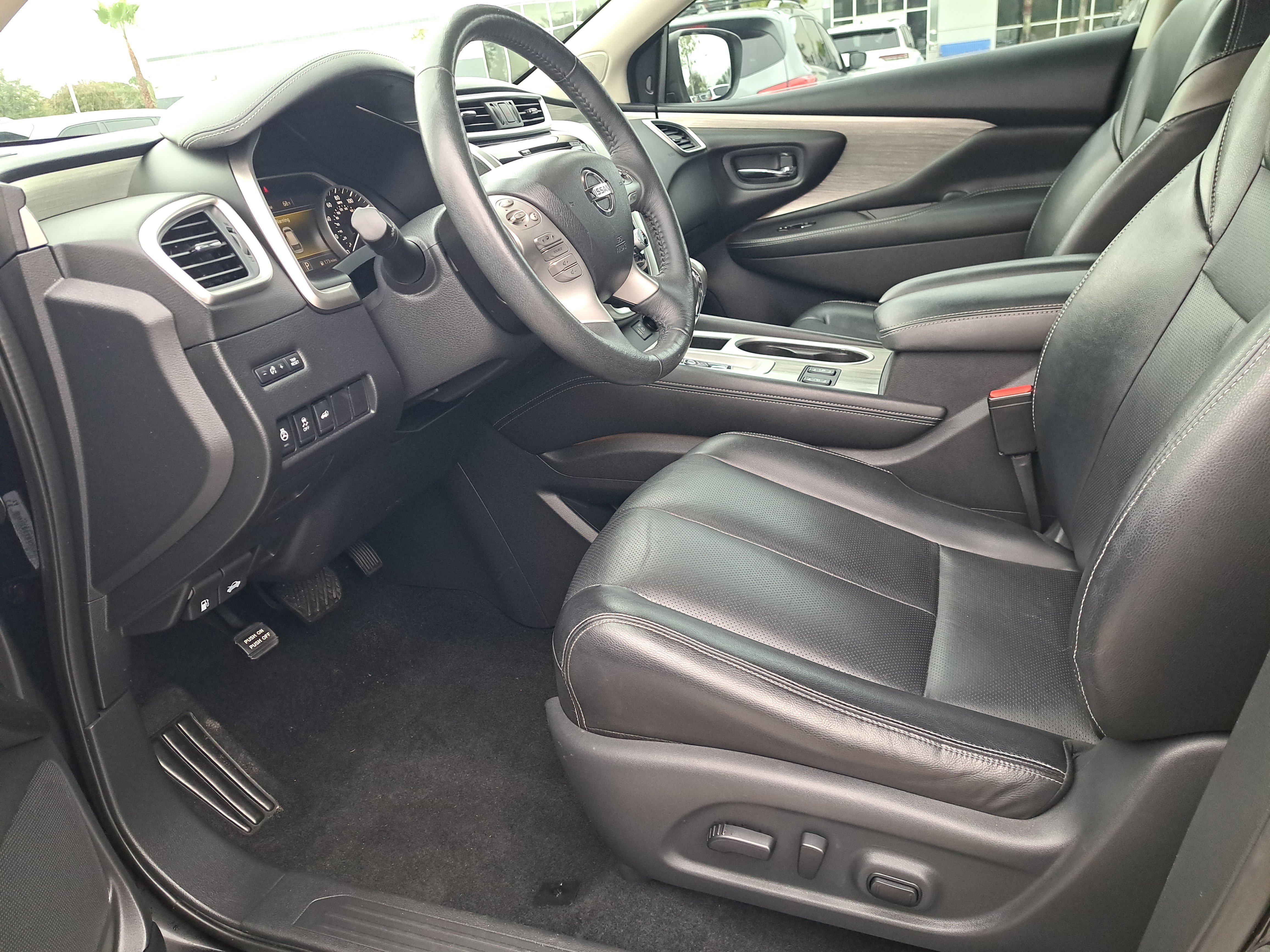 Used 2018 Nissan Murano SL image 12