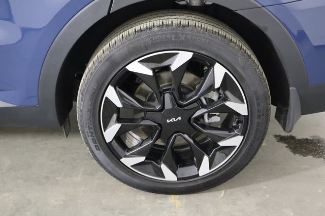 Certified 2025 Kia Sorento EX FWD image 41