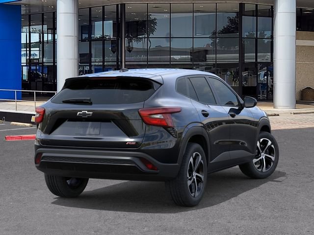 New 2026 Chevrolet Trax RS w/ Sunroof Package FWD image 4