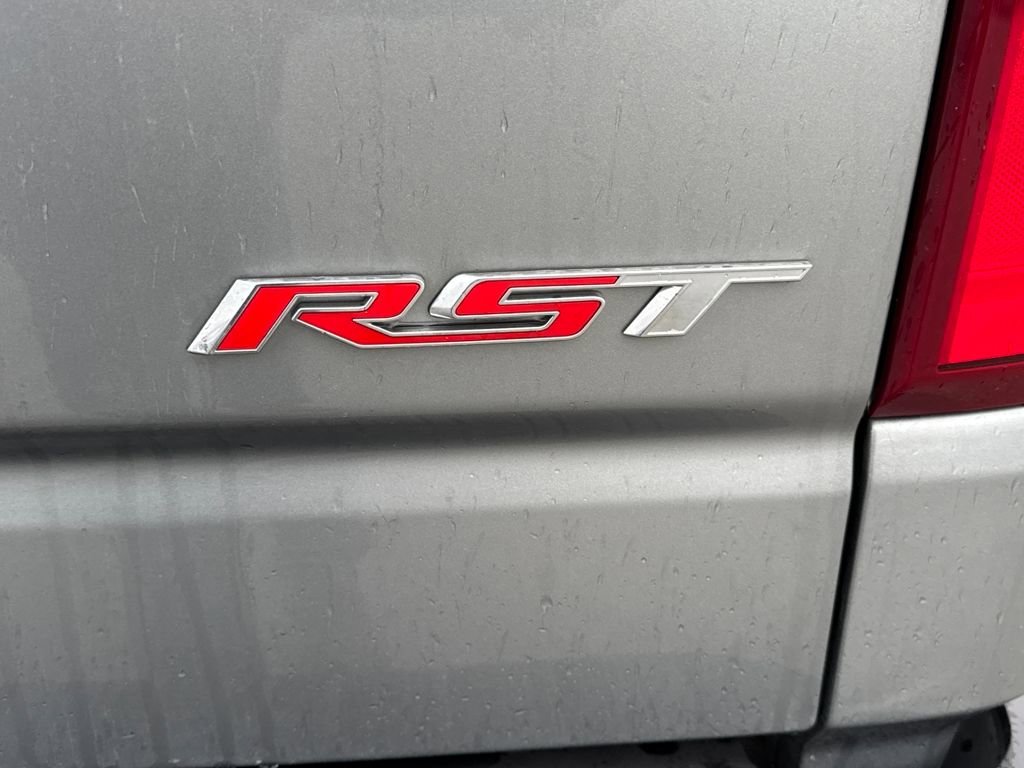 Used 2023 Chevrolet Silverado 1500 RST w/ Z71 Off-Road Package image 5