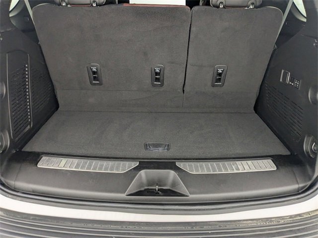 Used 2023 GMC Yukon Denali Ultimate image 34