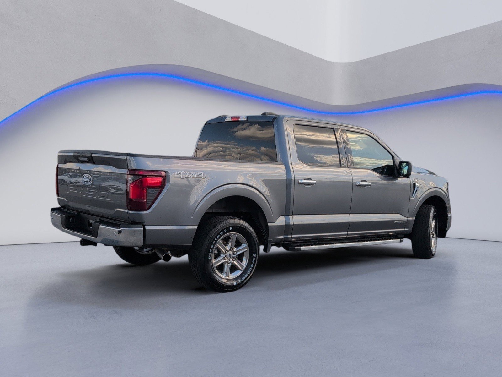 Used 2024 Ford F150 XLT w/ Mobile Office Package AWD/4WD image 4
