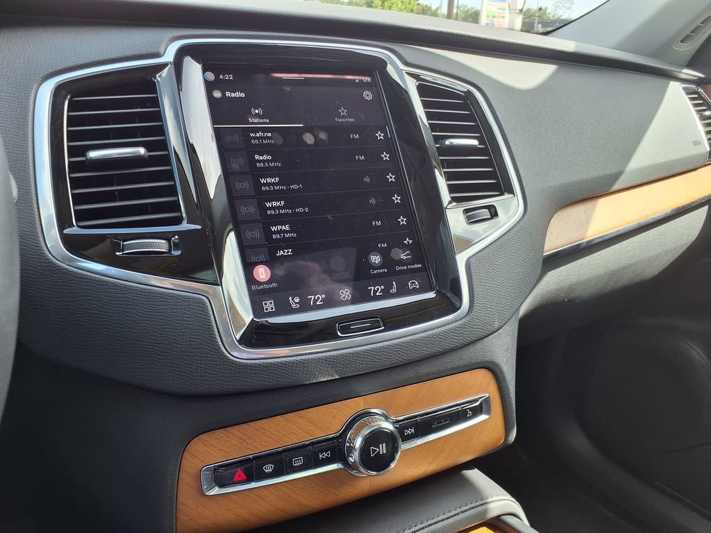 Certified 2023 Volvo XC90 B6 Plus AWD/4WD image 31