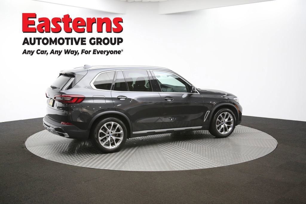 Used 2022 BMW X5 xDrive40i w/ Premium Package image 48